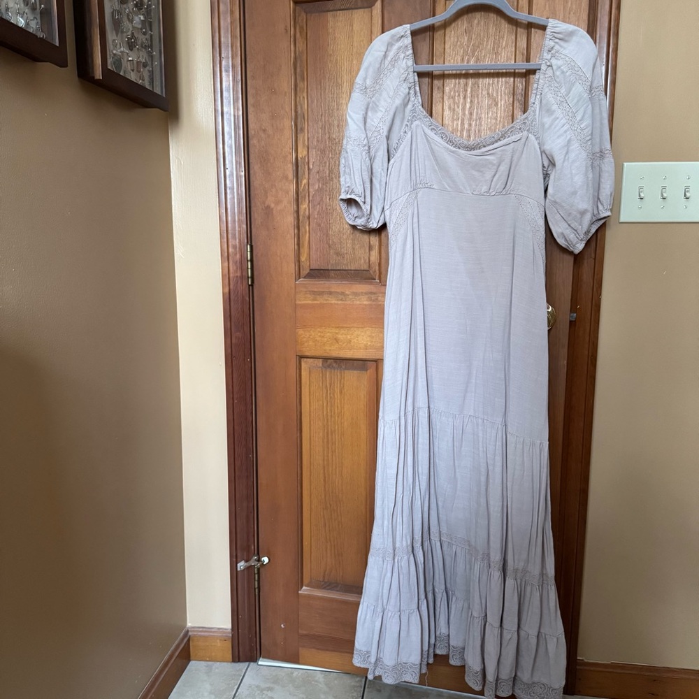 SOLD | Regency-inspired cream maxi dress size L
